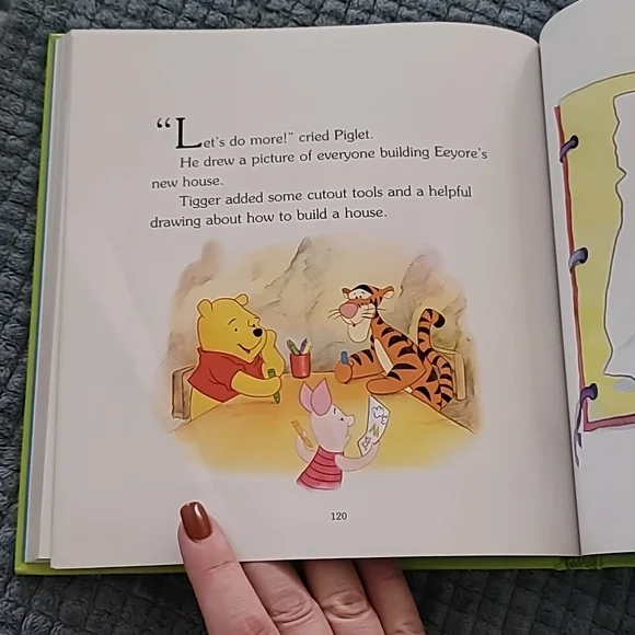 Winnie the Pooh Book "More Growing Up Stories" - Picture 3 of 3